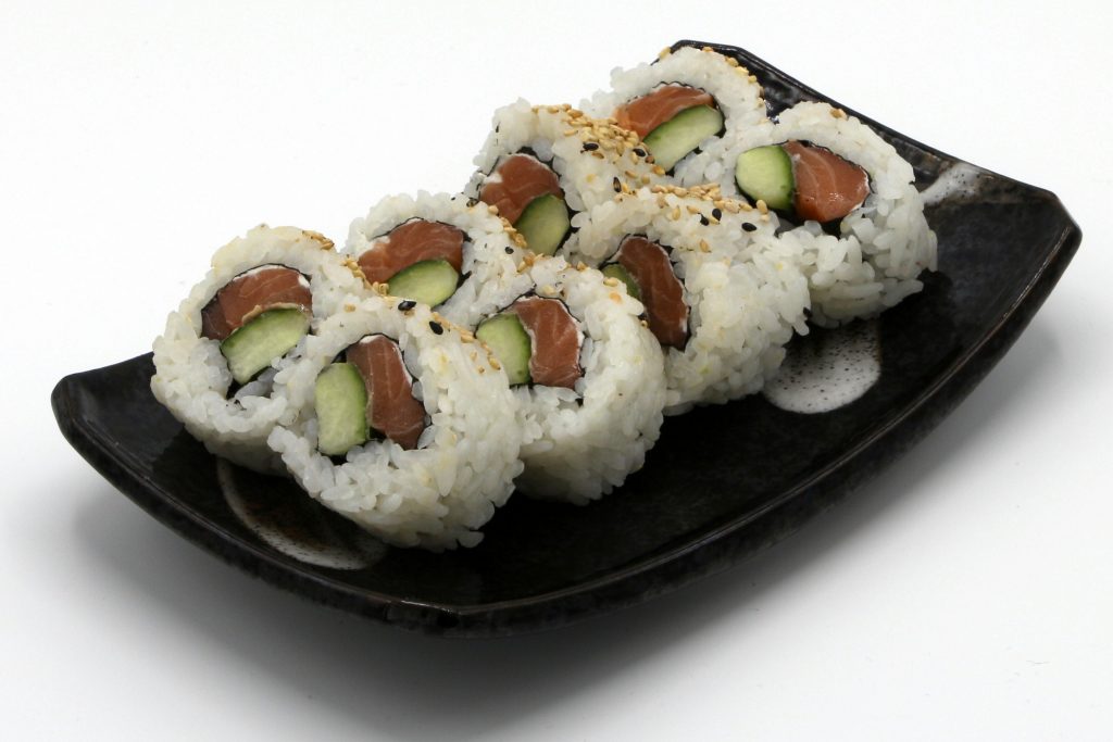 113. Cali. Lachs Gurke – Sushi Mitarzu 113. Cali. Lachs Gurke – Sushi Mitarzu